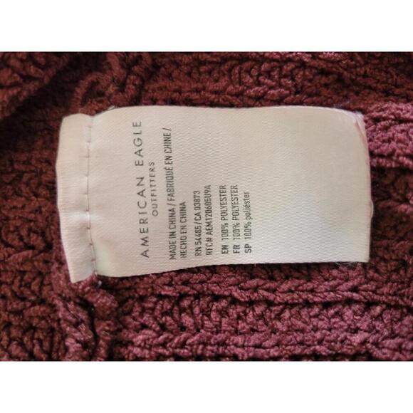 American Eagle Outfitters XS burgundy super soft v neck sweater - Picture 4 of 5